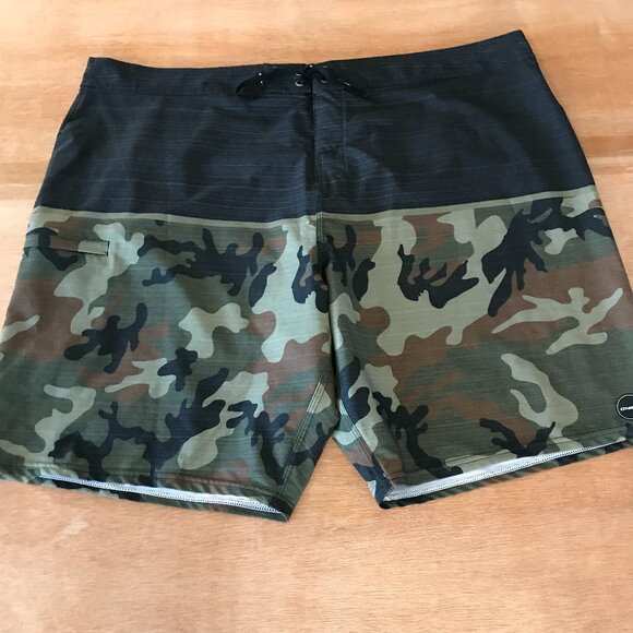 O' Neill Super Freak Board Swim Shorts Men 44 Green Camouflage Tie Waist Beach - Picture 1 of 14